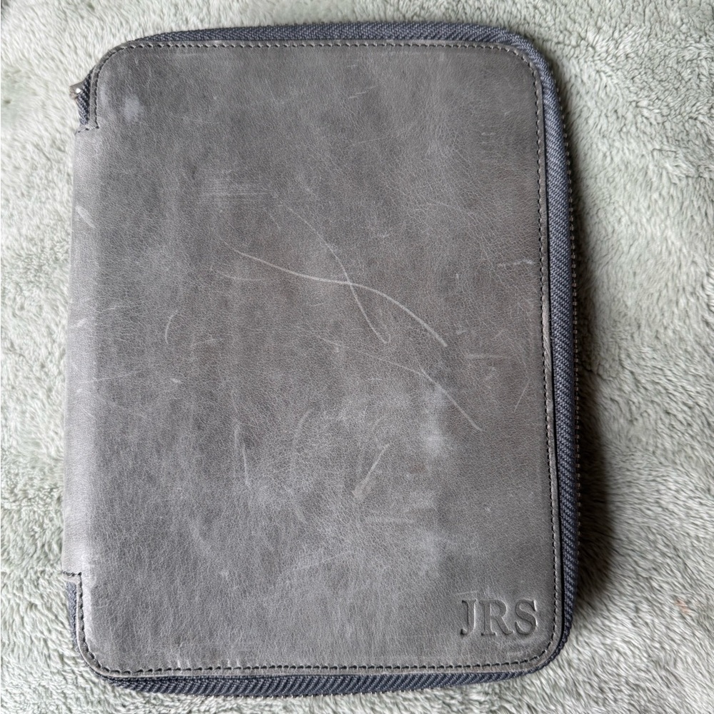 Galen Leather Zippered B6 / B6 Slim Planner Folio - Crazy Horse Smoky